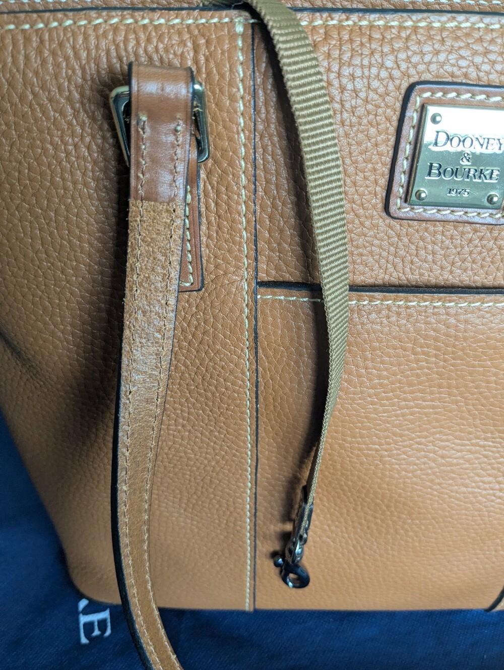 NEW, Dooney & Burke Small Lexington Shopper, Sable Brown, Cover Bag NWT - Picture 11 of 16